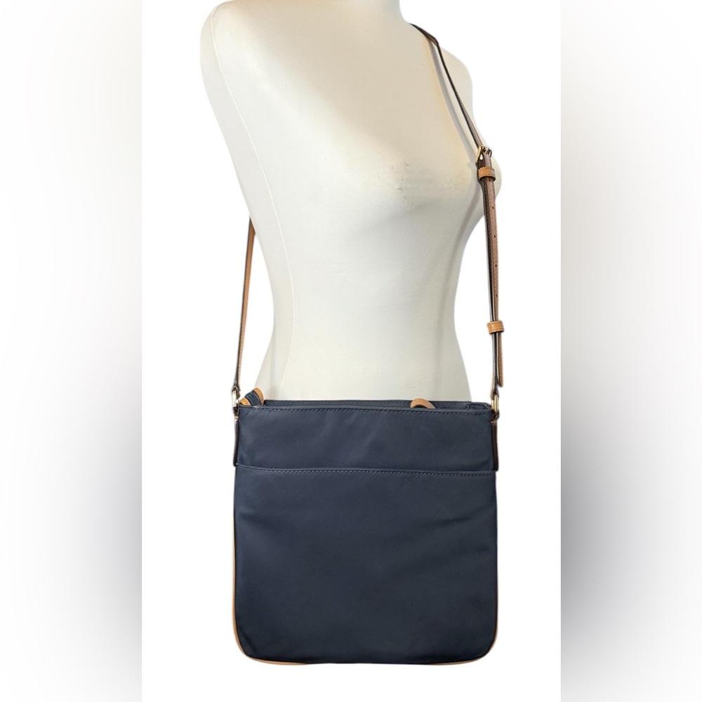 Michael Kors Kelsey Blue Nylon Crossbody Bag with Adjustable Strap - Picture 2 of 11